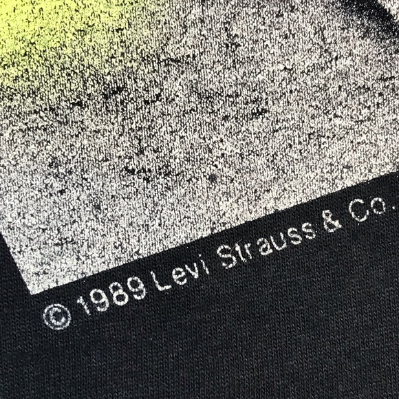 Street T Men’s Vintage 1989 Graffiti Graphic Levi’s Strauss 501 Black T-Shirt L - Picture 3 of 8